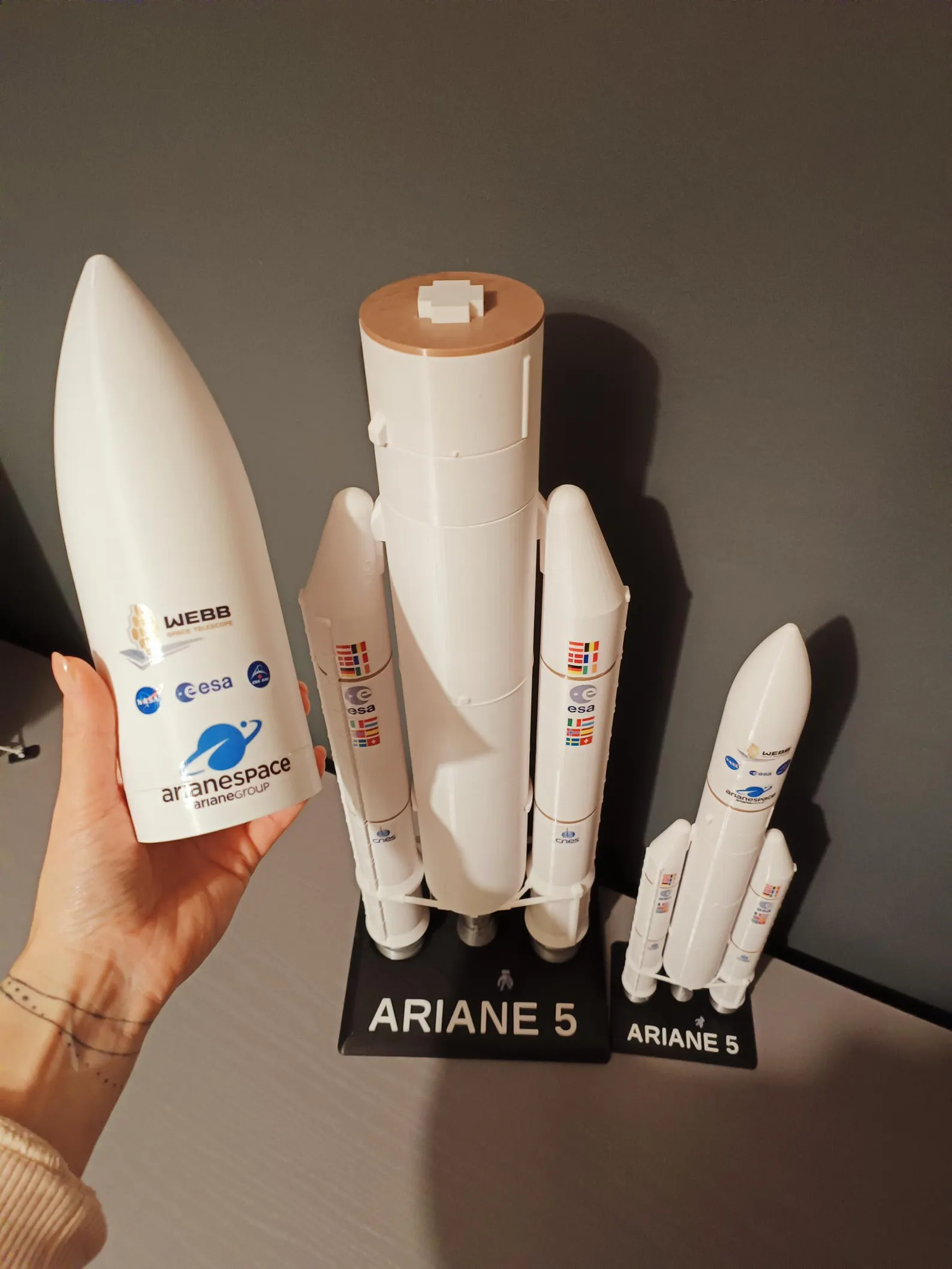 Ariane 5 ECA Display Model with stand - VA-256 James Webb Space Telescope - Image 6