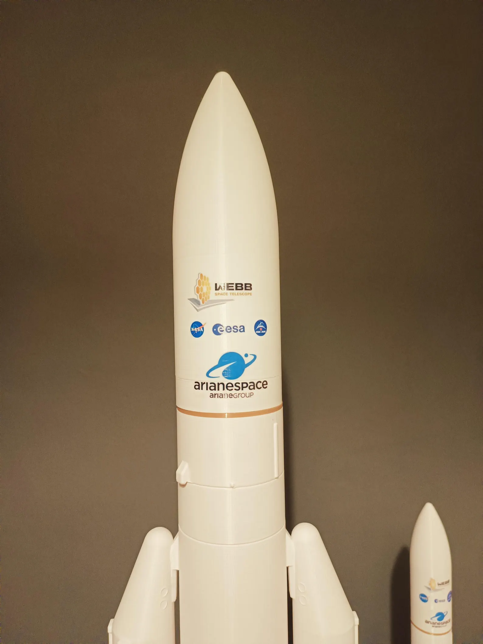 Ariane 5 ECA Display Model with stand - VA-256 James Webb Space Telescope - Image 9