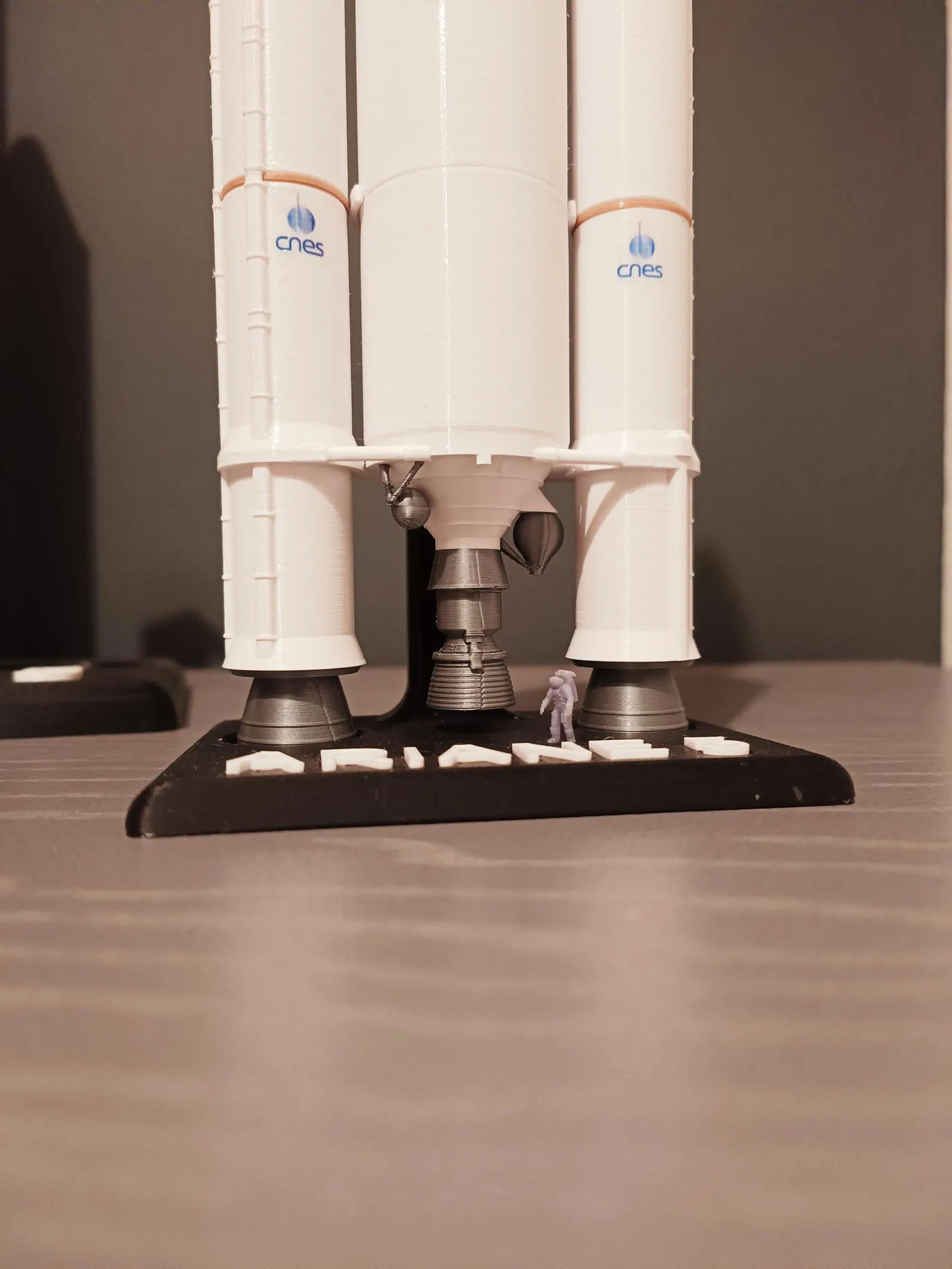 Ariane 5 ECA Display Model with stand - VA-256 James Webb Space Telescope - Image 10