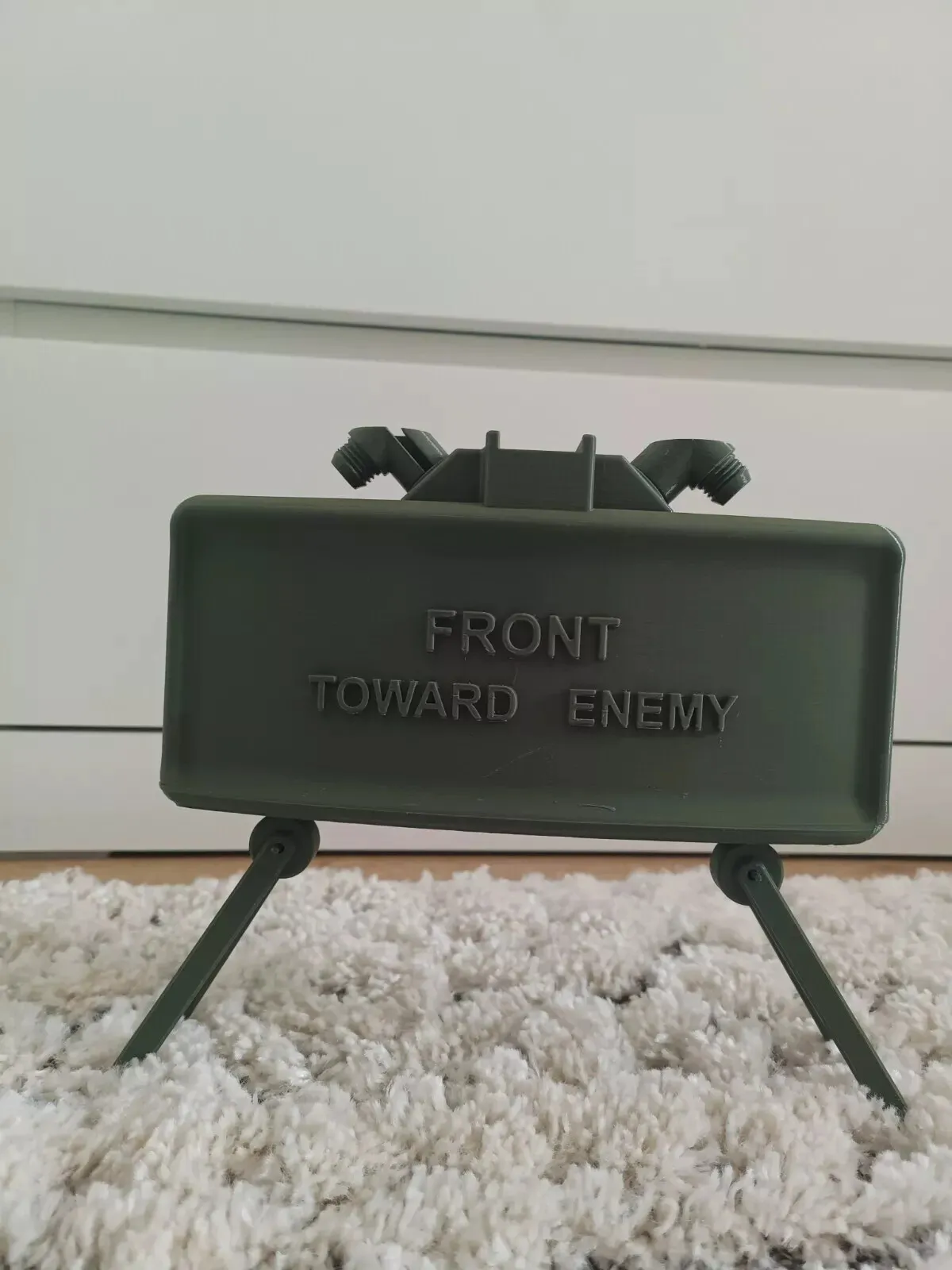 Claymore mine M18A1 replica 1:1 scale - olive green colour - Image 6