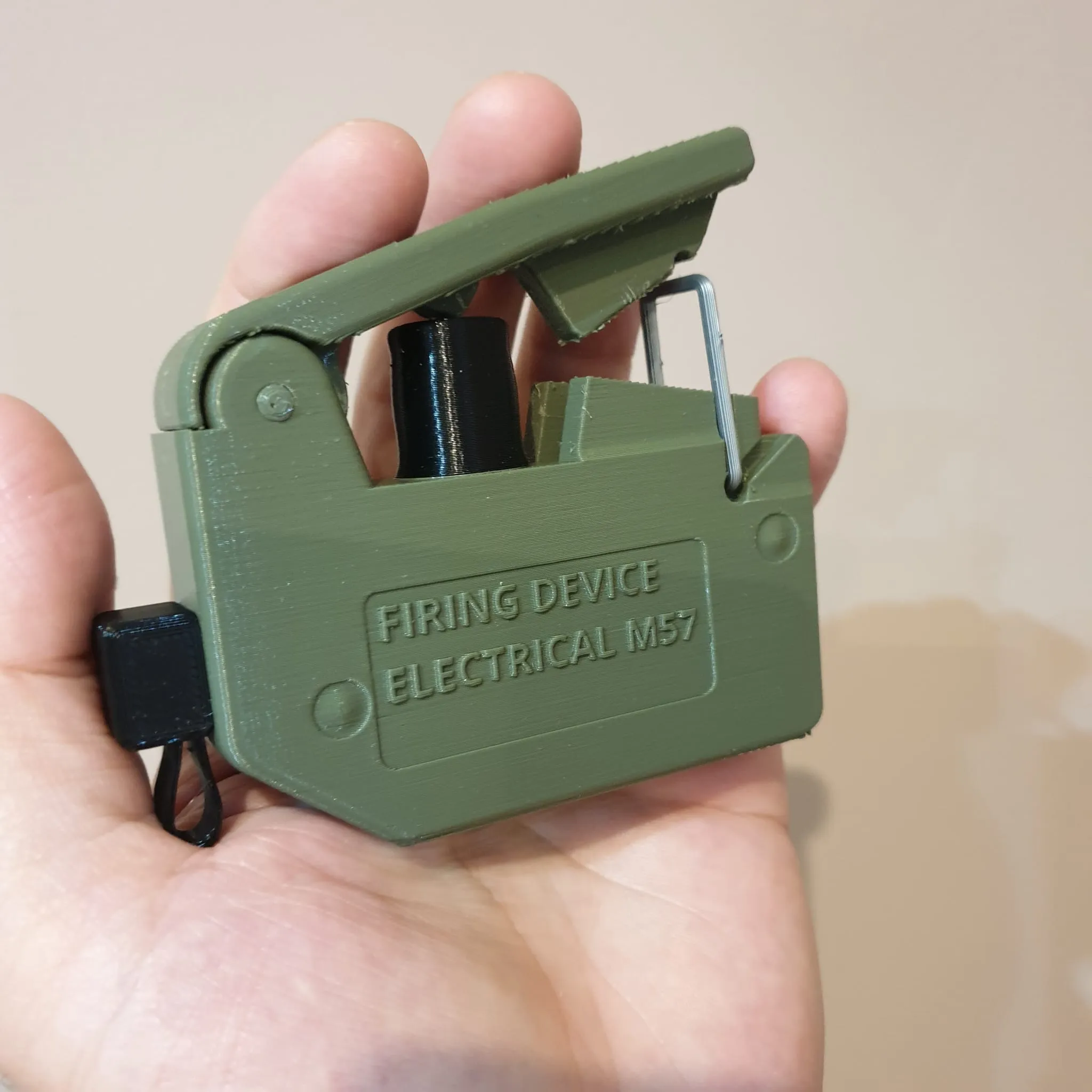 M57 Firing device AKA the Clacker