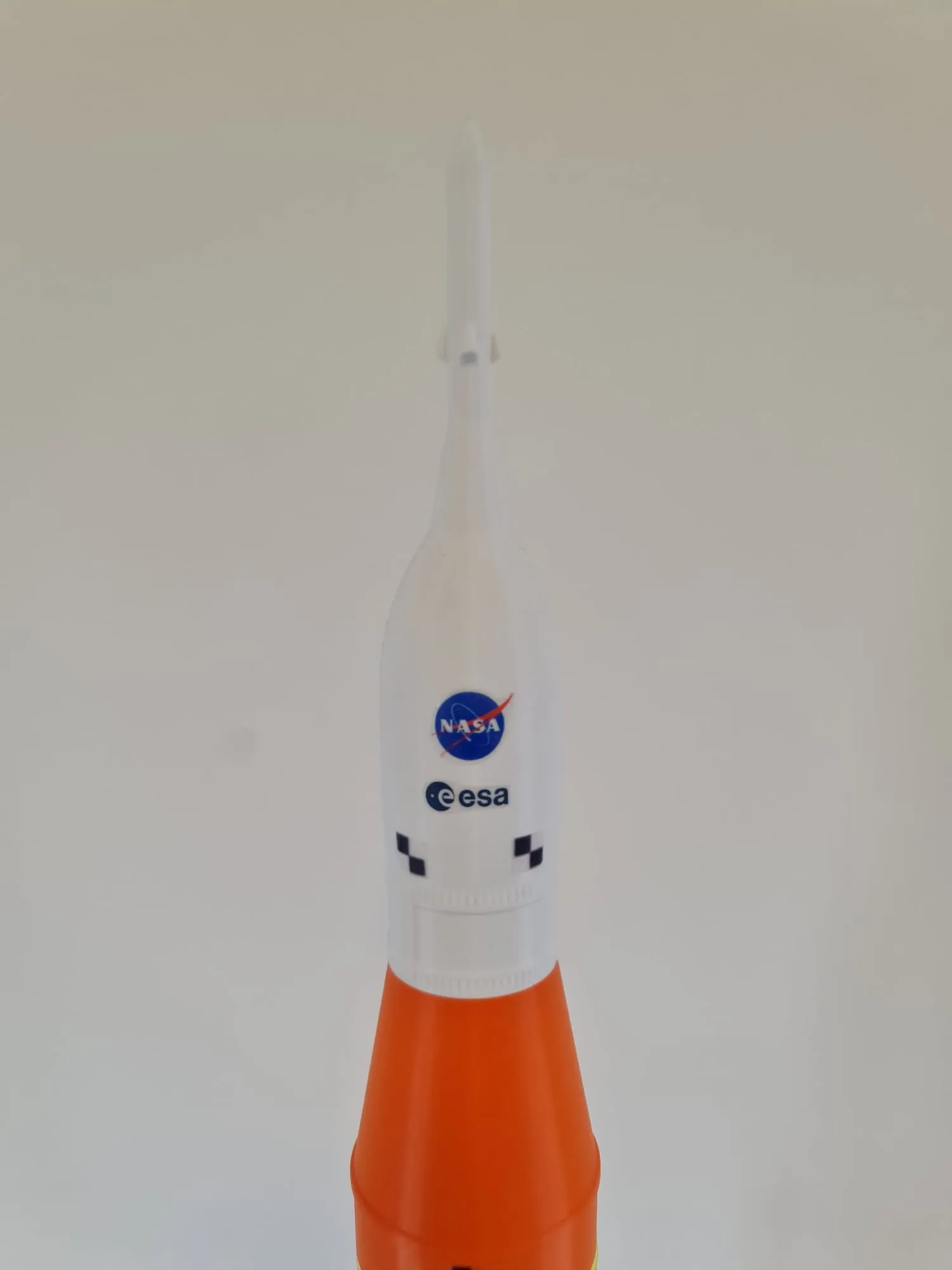 Nasa SLS Artemis 1 Rocket Model - Image 5