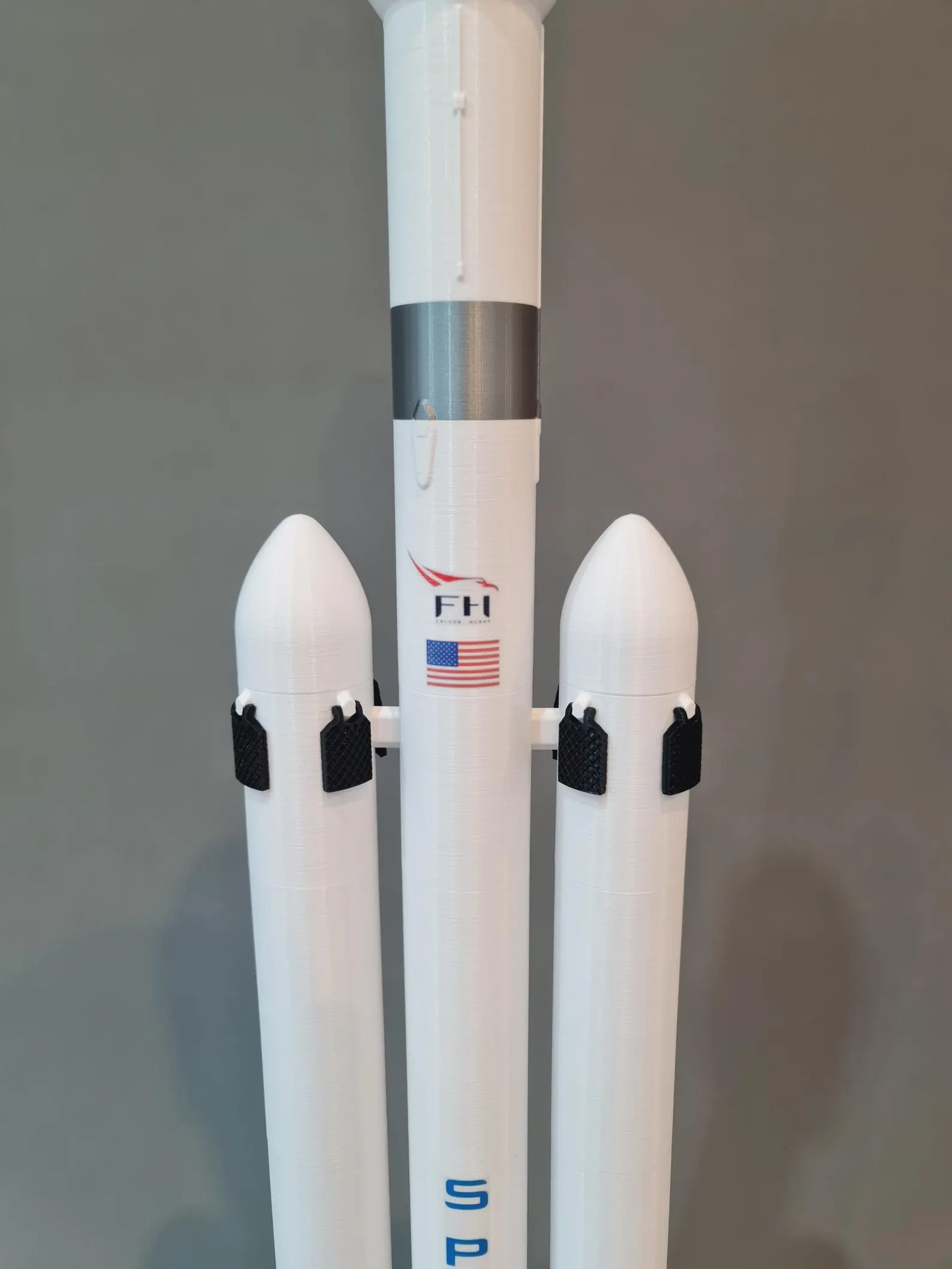 SpaceX Falcon Heavy 1:76 scale 32 inch tall - Image 10
